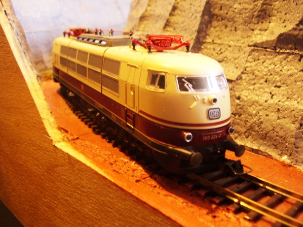 Modelová železnice  E03